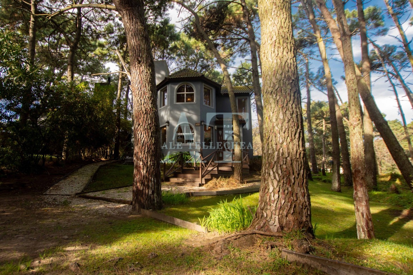 Casa en venta en Mar de las Pampas, a 300 mts del mar