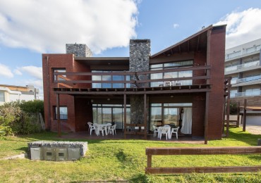 APARTAMENTOS FRENTE AL MAR- VILLA GESELL