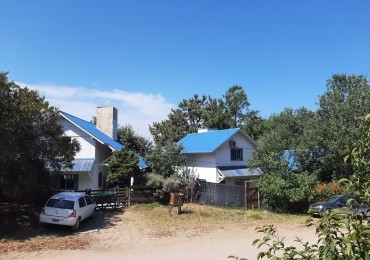 MAR AZUL: 3 Unidades sobre lote de 600m² con proyecto de modernizacion